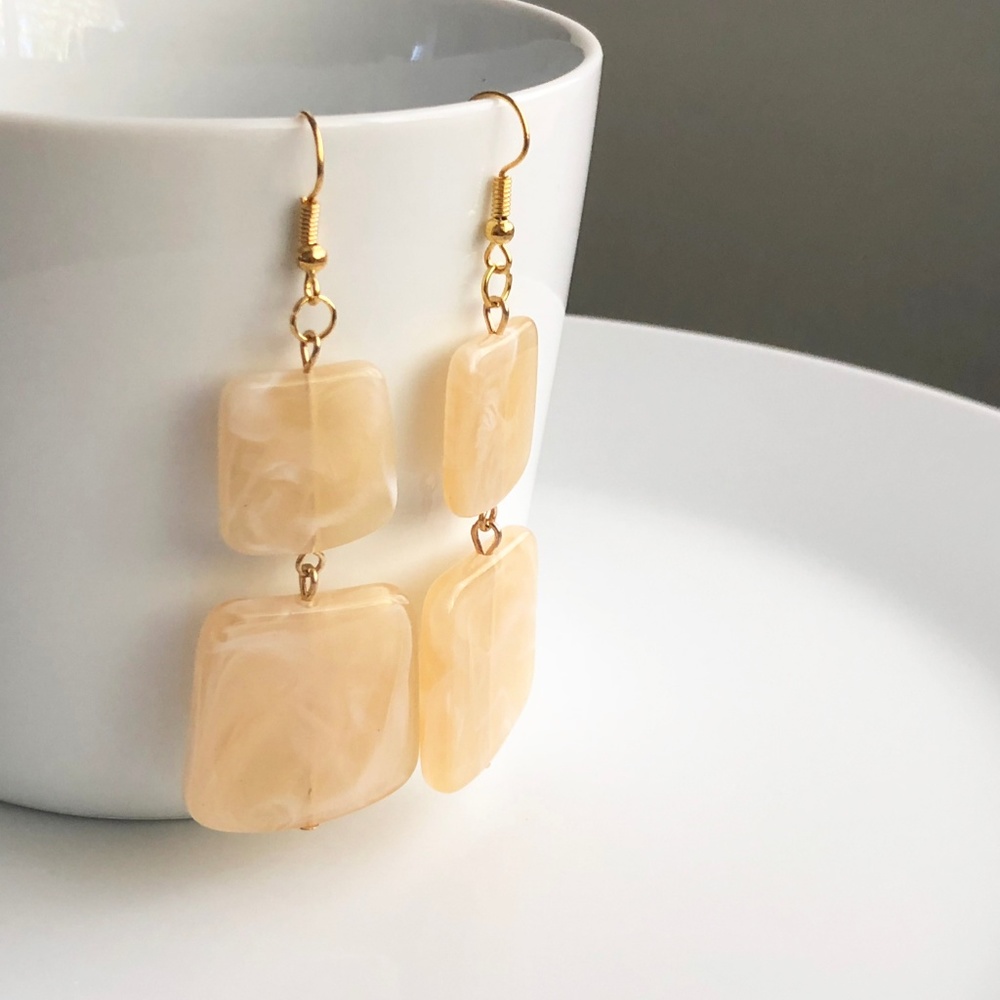 NEW "Temple" Acrylic Square Earrings (yellow) - Picture 4 of 8